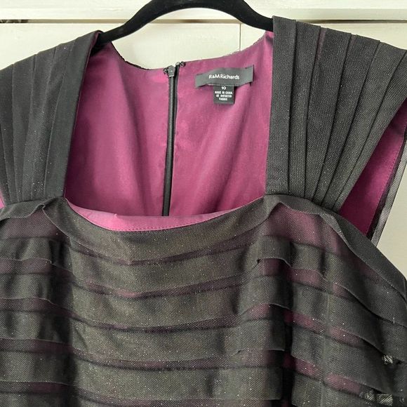 NWT! R&M Richards Fuchsia & Black Dress w/Glitter - Size 10 - Picture 3 of 4